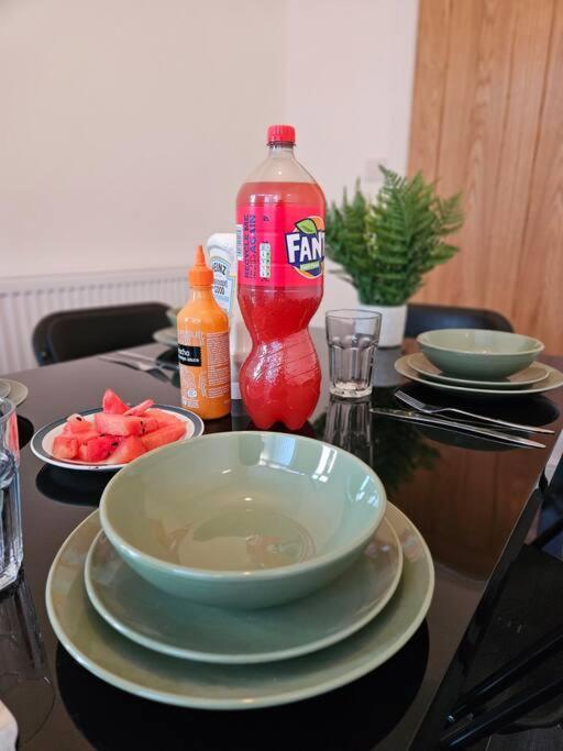 Luxe Near Nec, Bhx & Train Casa vacanze Birmingham