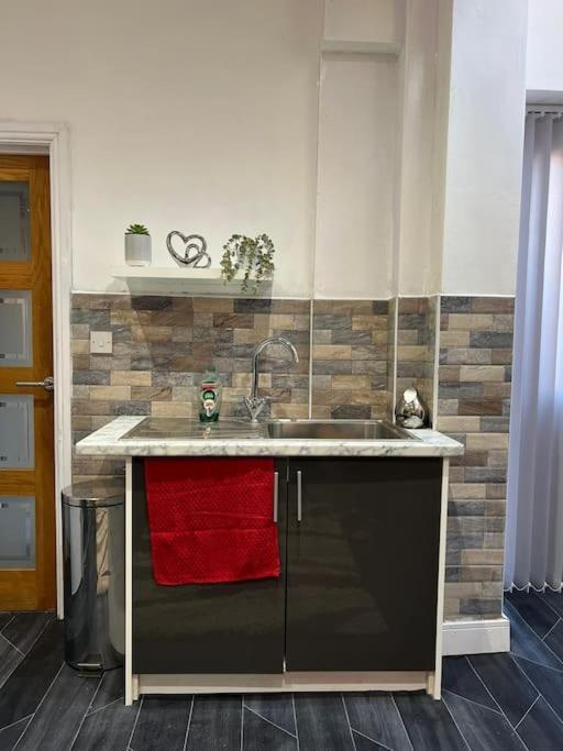 Luxe Near Nec, Bhx & Train Holiday home
