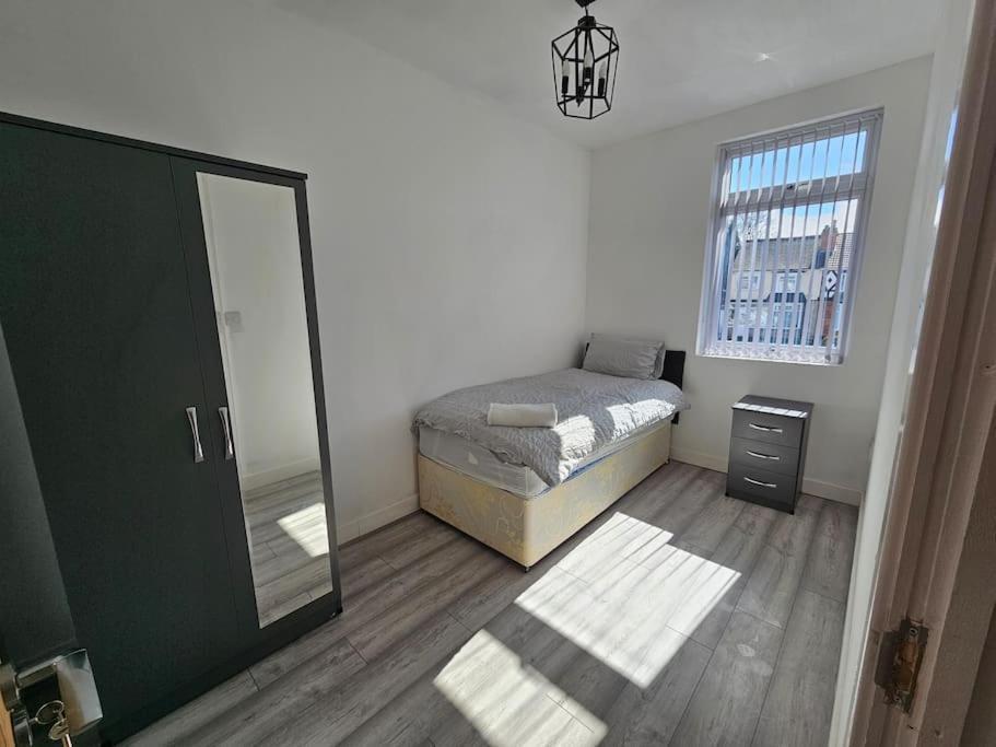 Luxe Near Nec, Bhx & Train